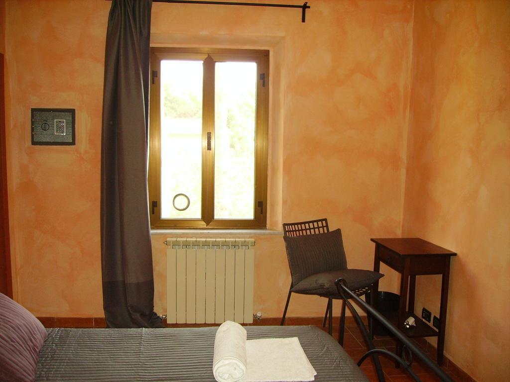 La Voliera Bed & Breakfast Pisa Værelse billede